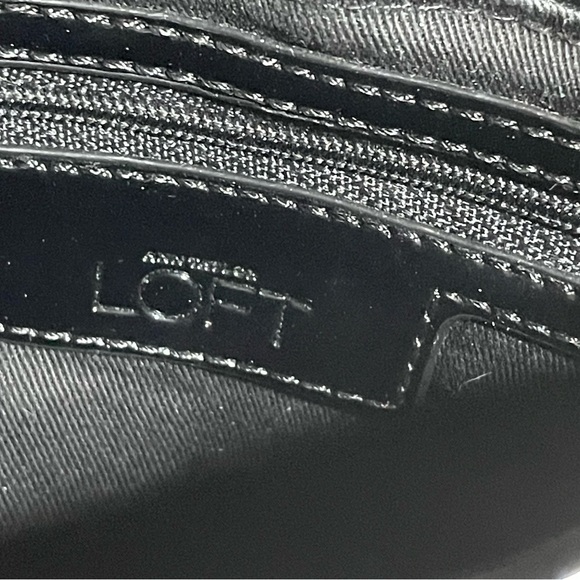 Loft Black Patent Leather Quilted Clasp Mini Bag with Heavy Chain Handle #H-29 - Picture 4 of 5